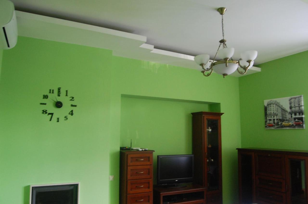 Na Katedralniy Apartment Lviv Bagian luar foto