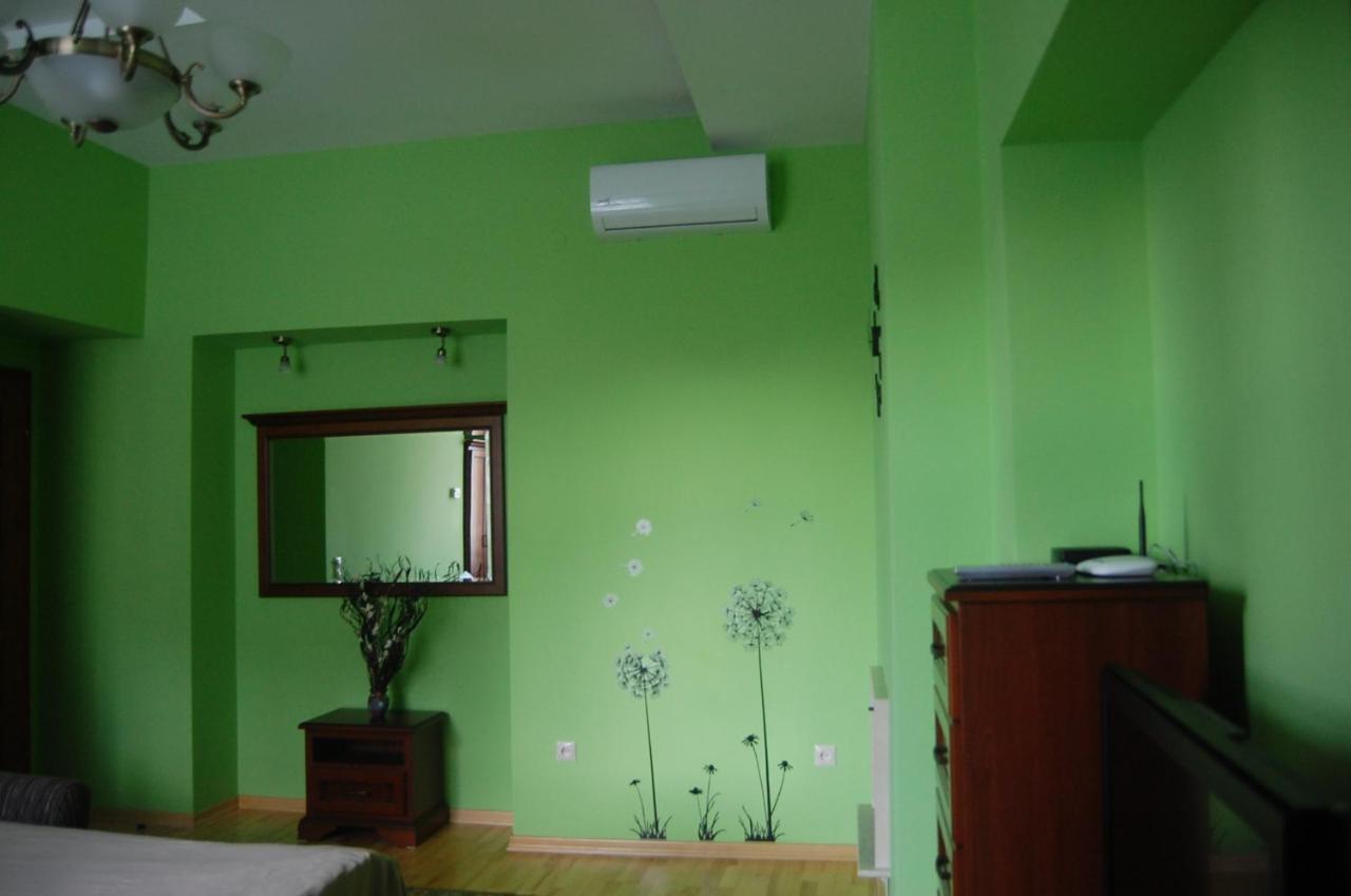 Na Katedralniy Apartment Lviv Bagian luar foto