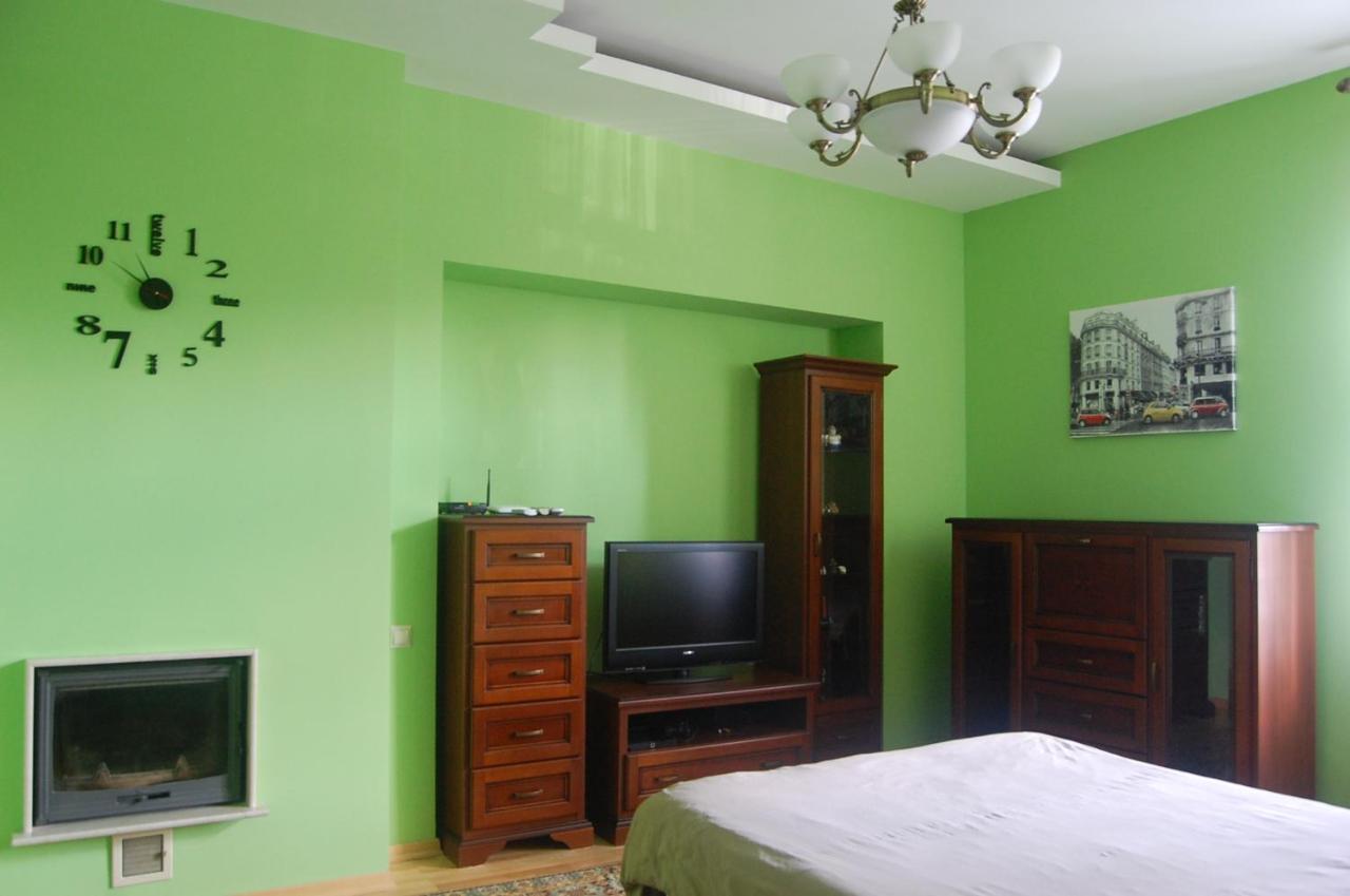 Na Katedralniy Apartment Lviv Bagian luar foto